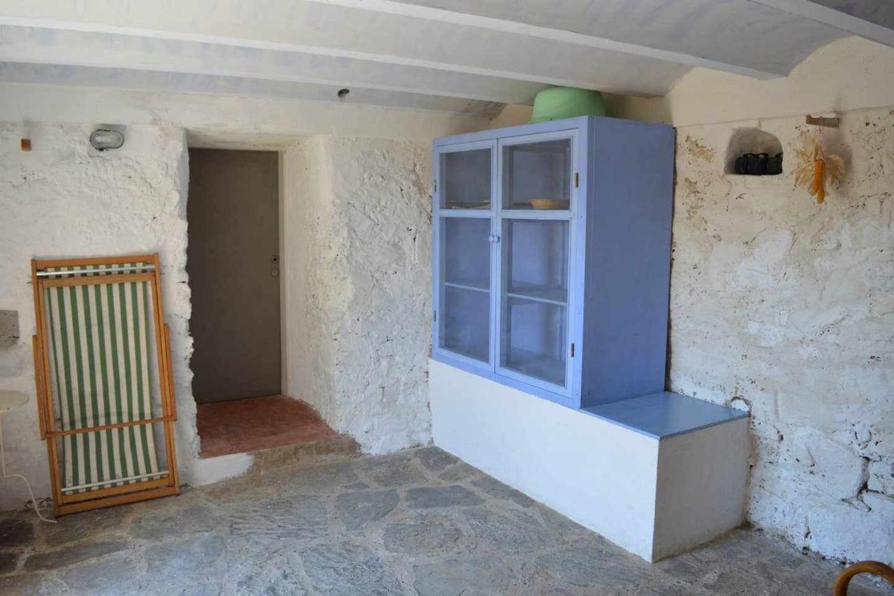 Rectoría de Castellar La Vall de Bianya Exterior foto