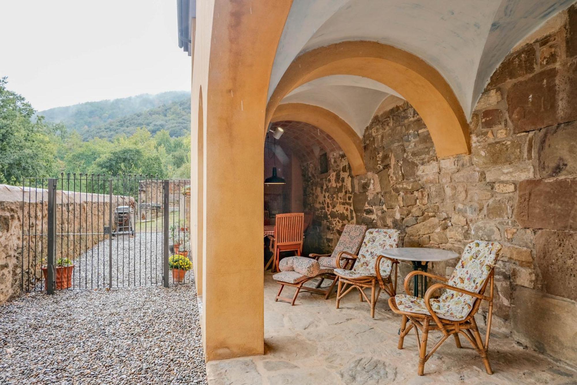 Rectoría de Castellar La Vall de Bianya Exterior foto